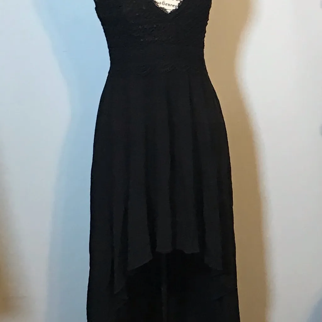 SPAGHETTI STRAP V-NECK HI-LOW BLACK WOMENS DRESS by RUE 21 JUNIOR SIZE MED - Image 2