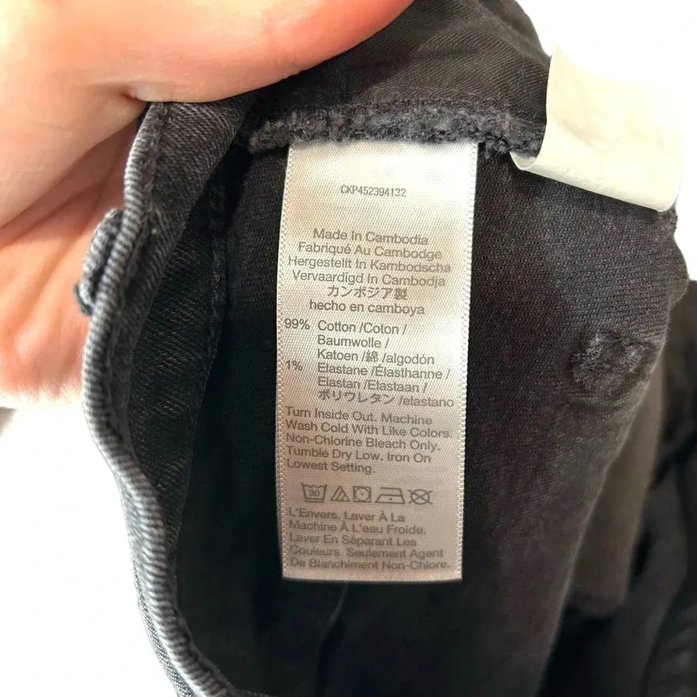 Madewell High-Rise‎ Denim Shorts in Lunar Wash Black Denim Size 28 - Image 9