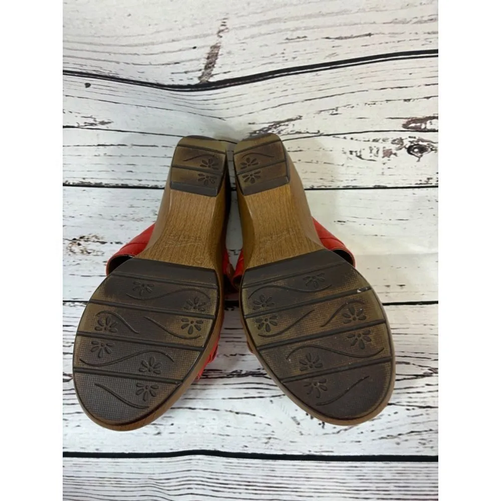 Women's Dansko Red Leather Sandals Size 38 - Image 5