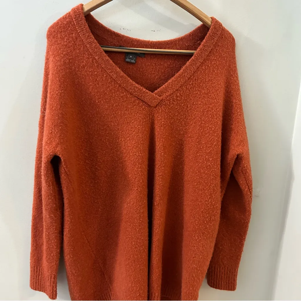 French Connection V Neck Orange  Oversized ‎ Soft  Sweater Size S - Image 3