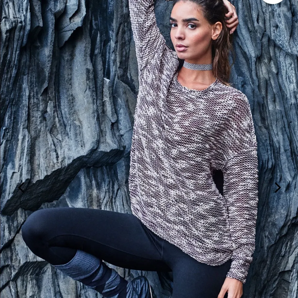 Fabletics Juliette pullover xs semi open knit - Image 11