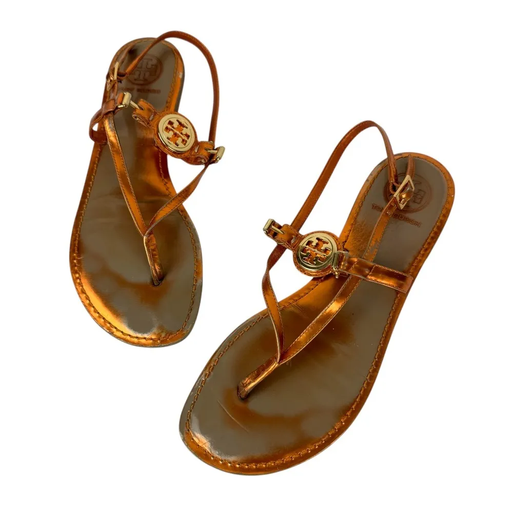 Tory Burch Ali Metallic Orange Sandals Sz 8 Strappy Logo Thong Flats - Image 3