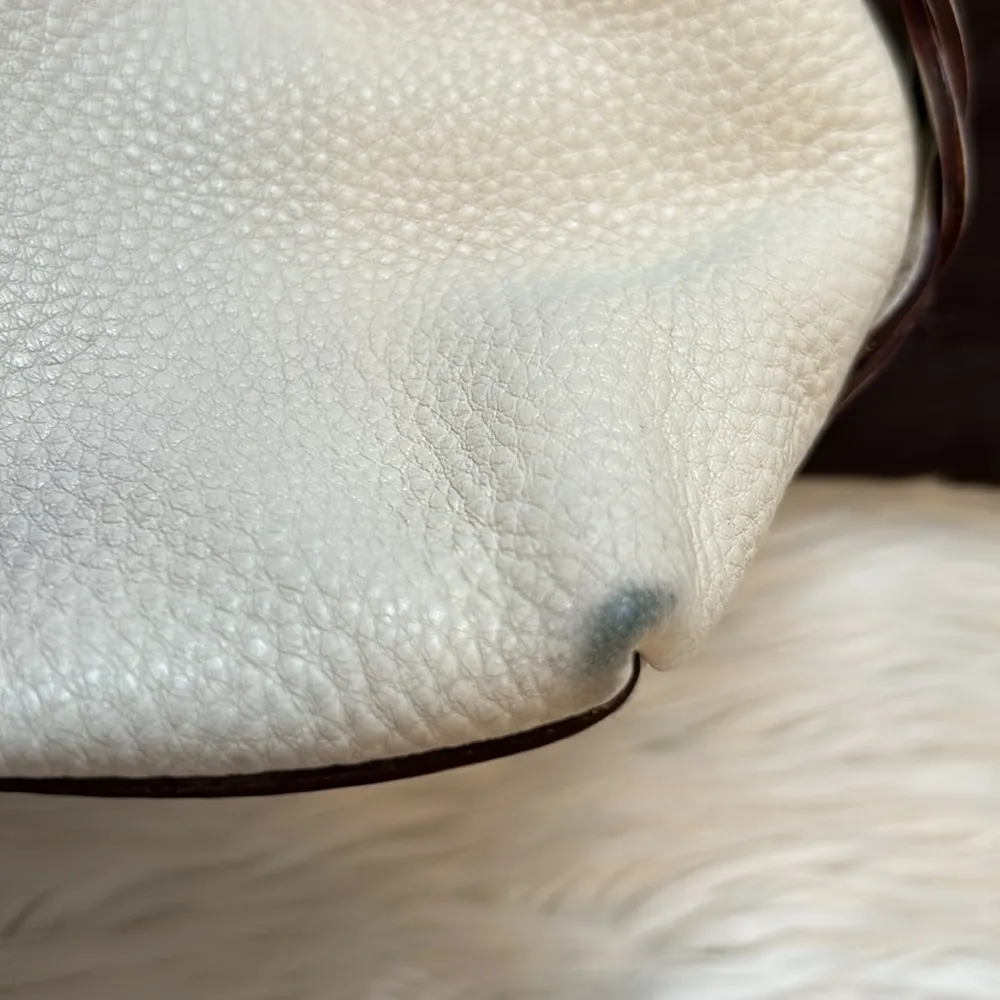 Cream Leather Braided Strap Hobo Bag - Image 15