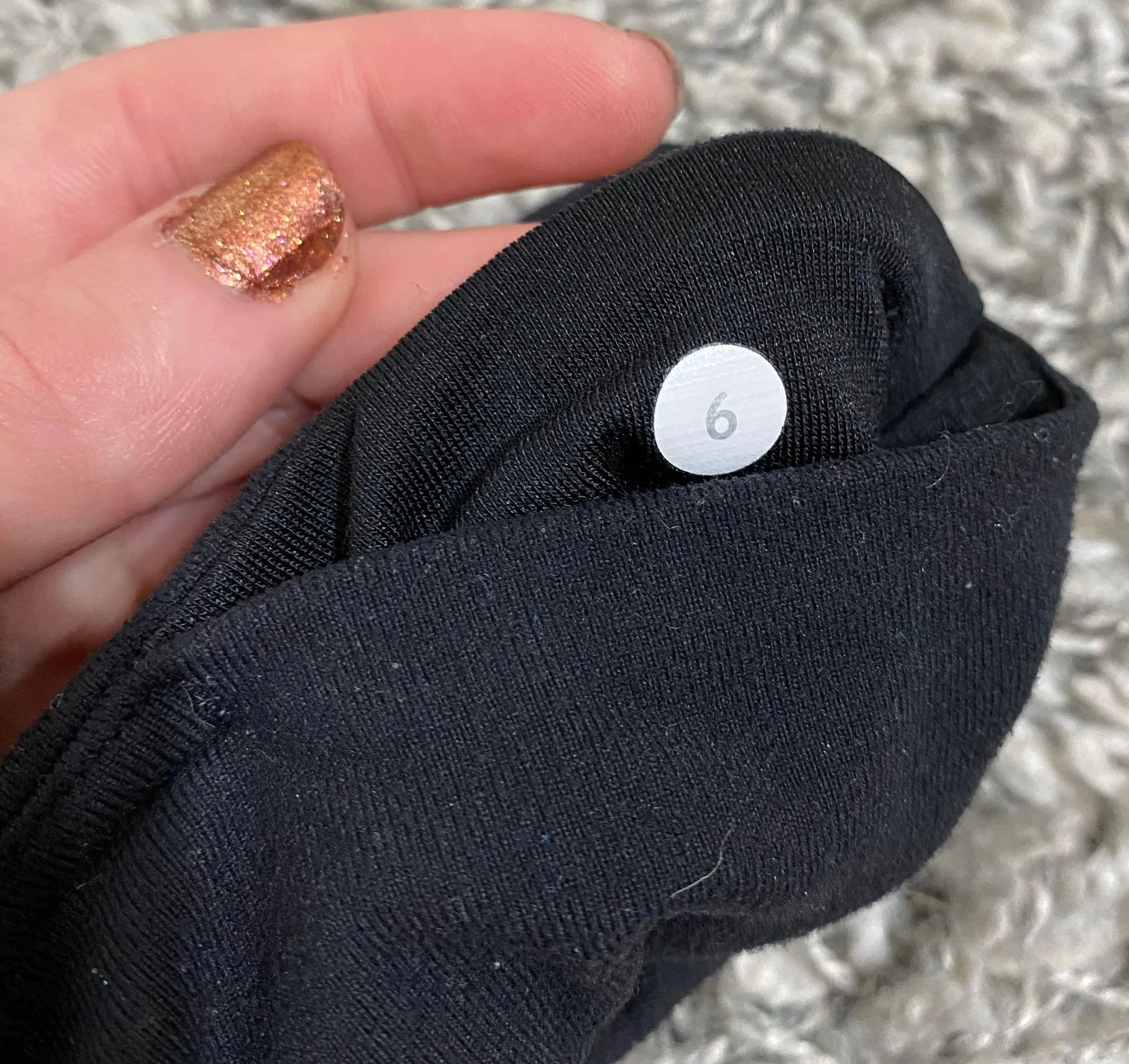 Lululemon black leggings size 6 - Image 5