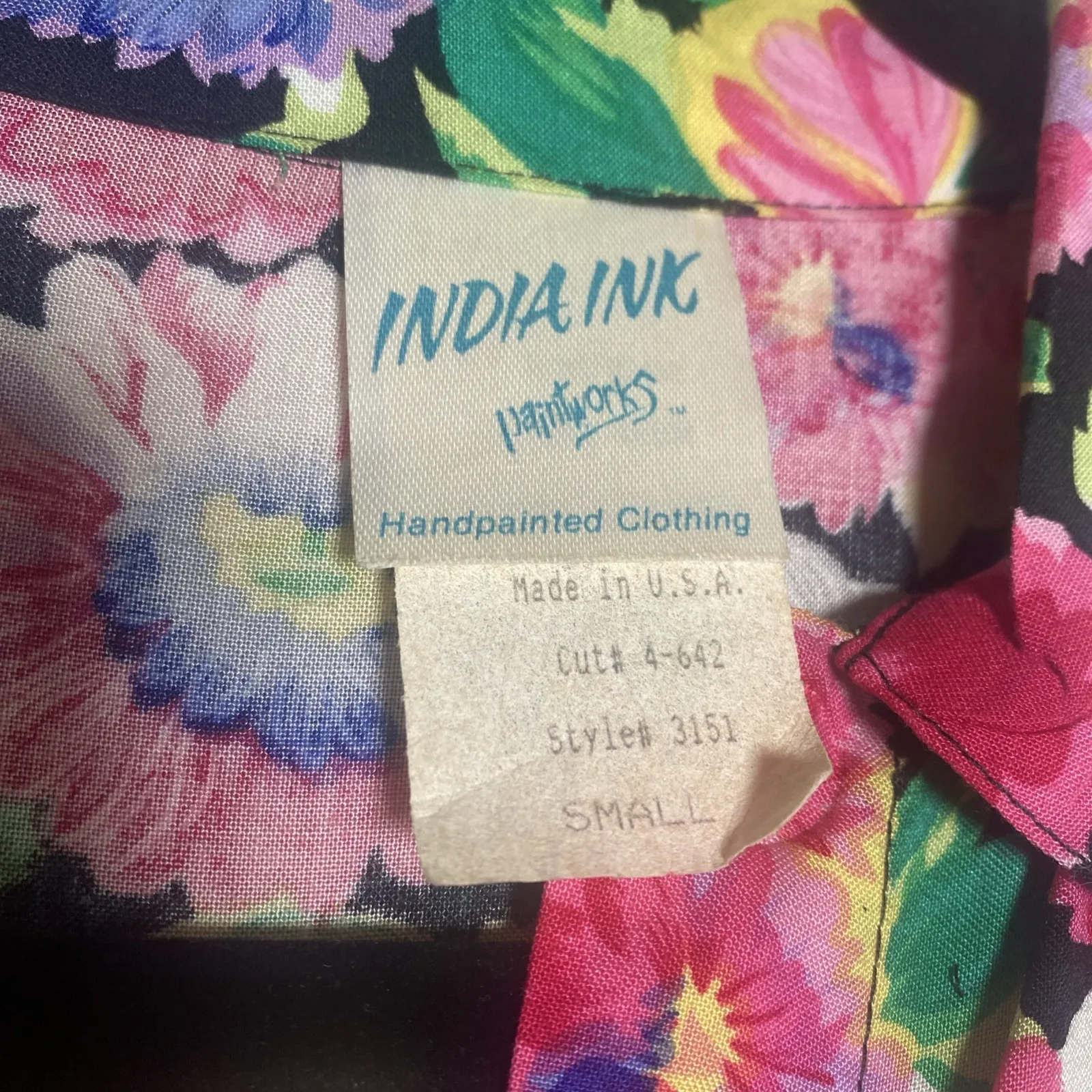 Vintage India Ink Paintworks WOmens Small Floral Handpainted Clothing Button - Image 6