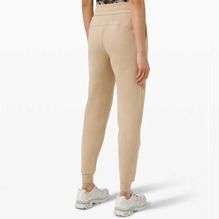 Lululemon Scuba High-Rise Jogger *Fleece 28" - Image 2