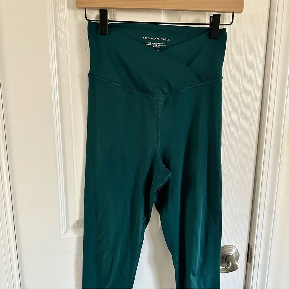 American Eagle The Lightweight Everything Legging 7/8 Length Green Size Small - Image 2