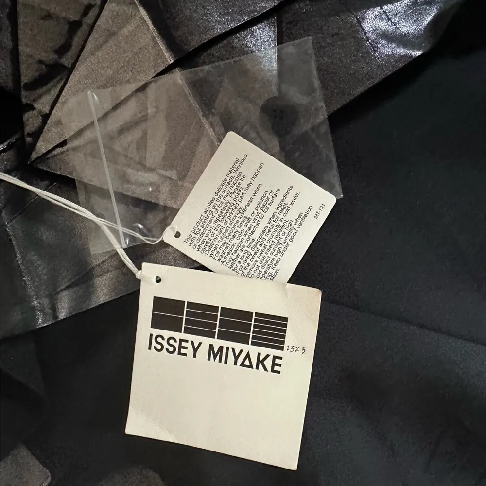 132 5. Foil Printed Origami Dress - Image 3