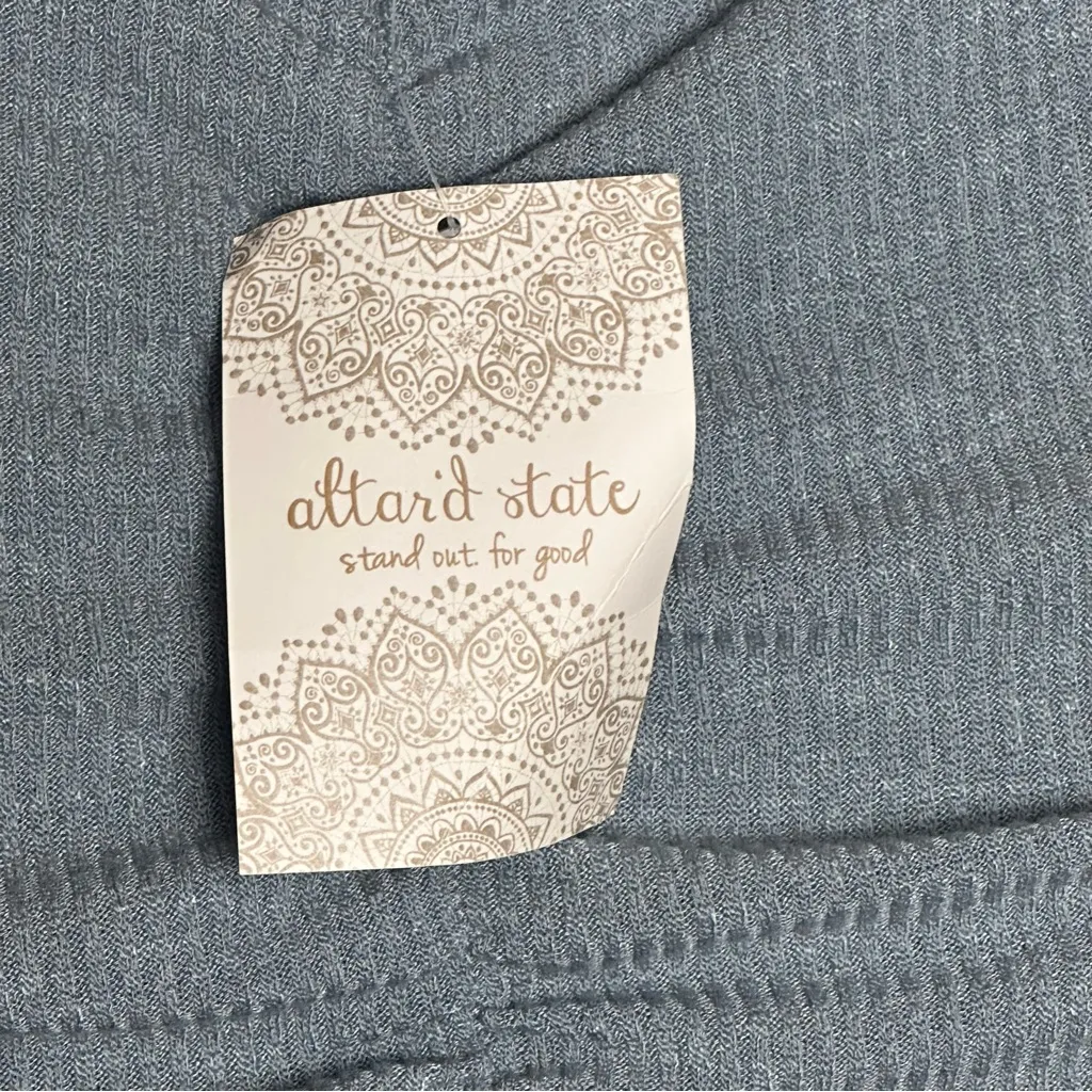 Altar'd State Light Blue Ruched Puff Sleeve Crop Top Small NWT $54.95 - Image 7