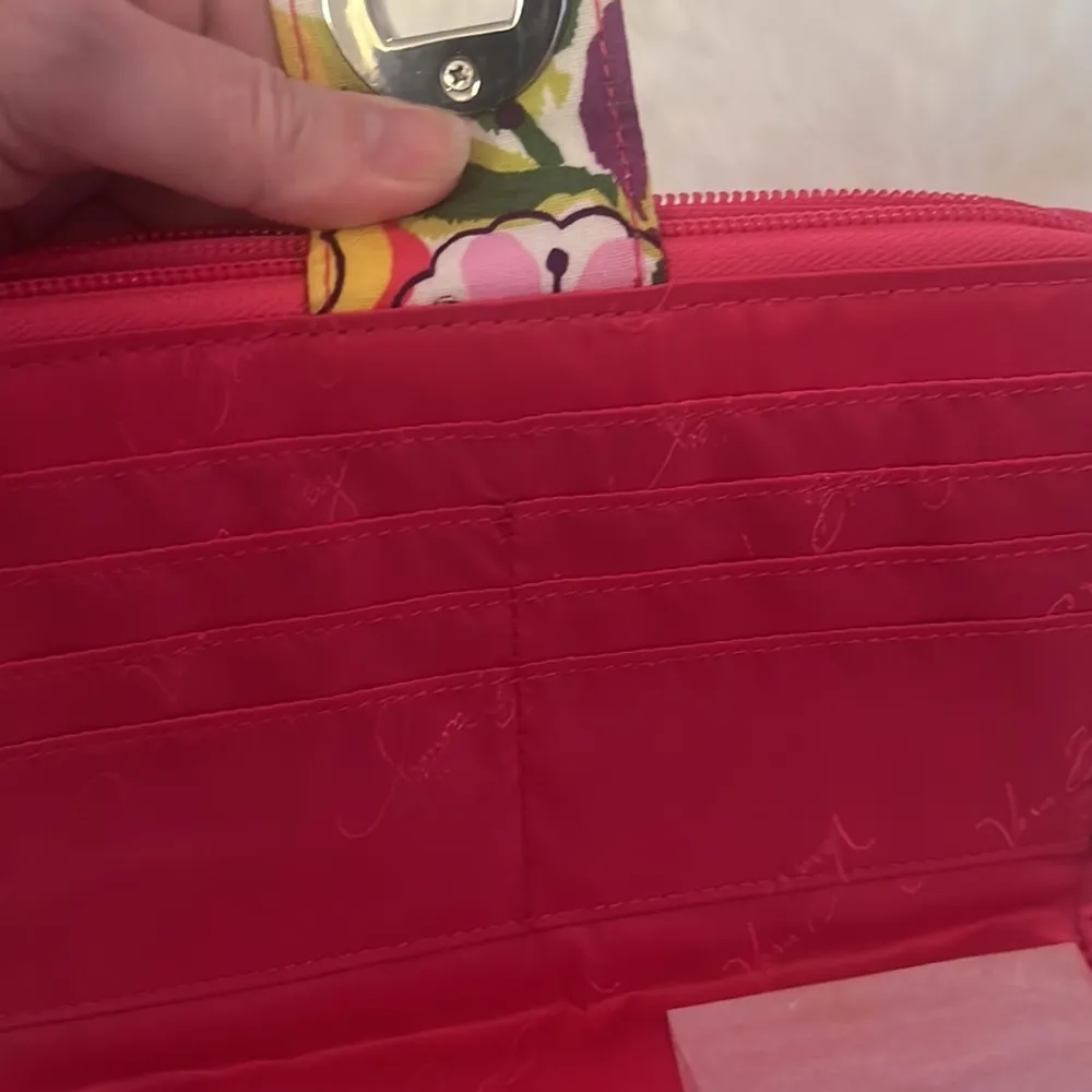 Vera Bradley wallet - Image 9