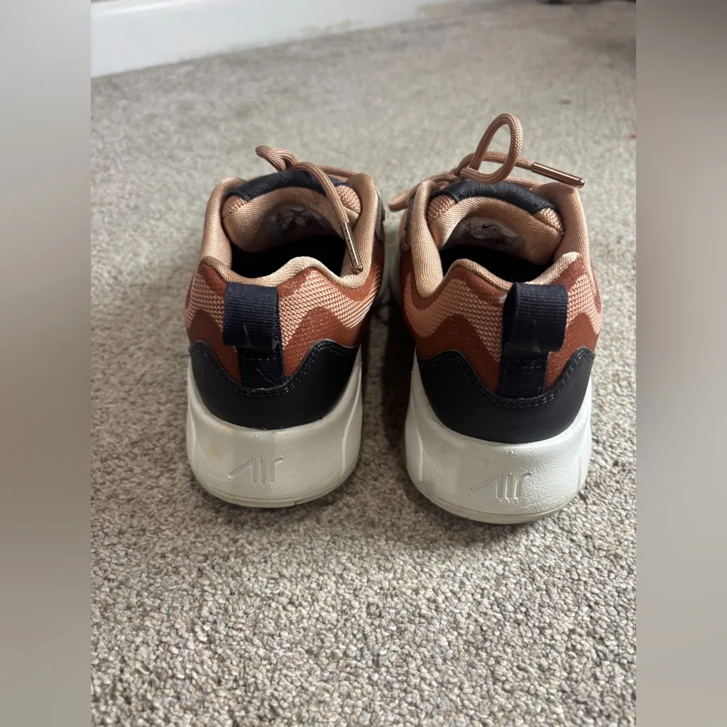 NIKE AIR MAX 200 Shoes Womens Size 6.5 Metallic red/bronze sparkle - Image 5