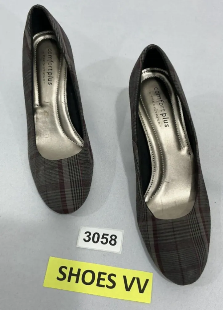 Womans Comfort Plus By Prediction Size 10 Black Cranbury Plaid Slip On Pumps - Image 1