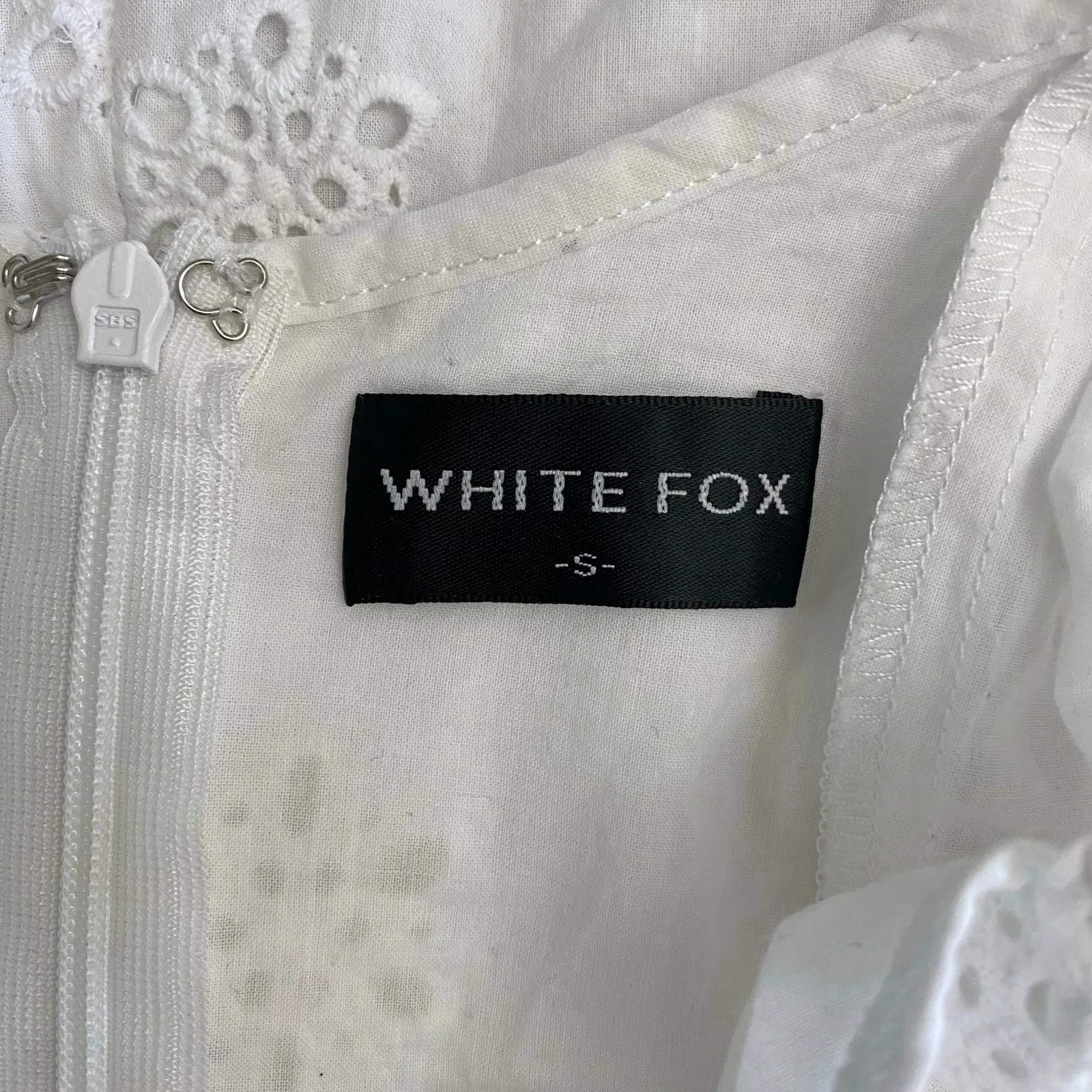 White Fox White Summer Crush Mini‎ Dress Size Small Ruffled Frill Sleeve - Image 2
