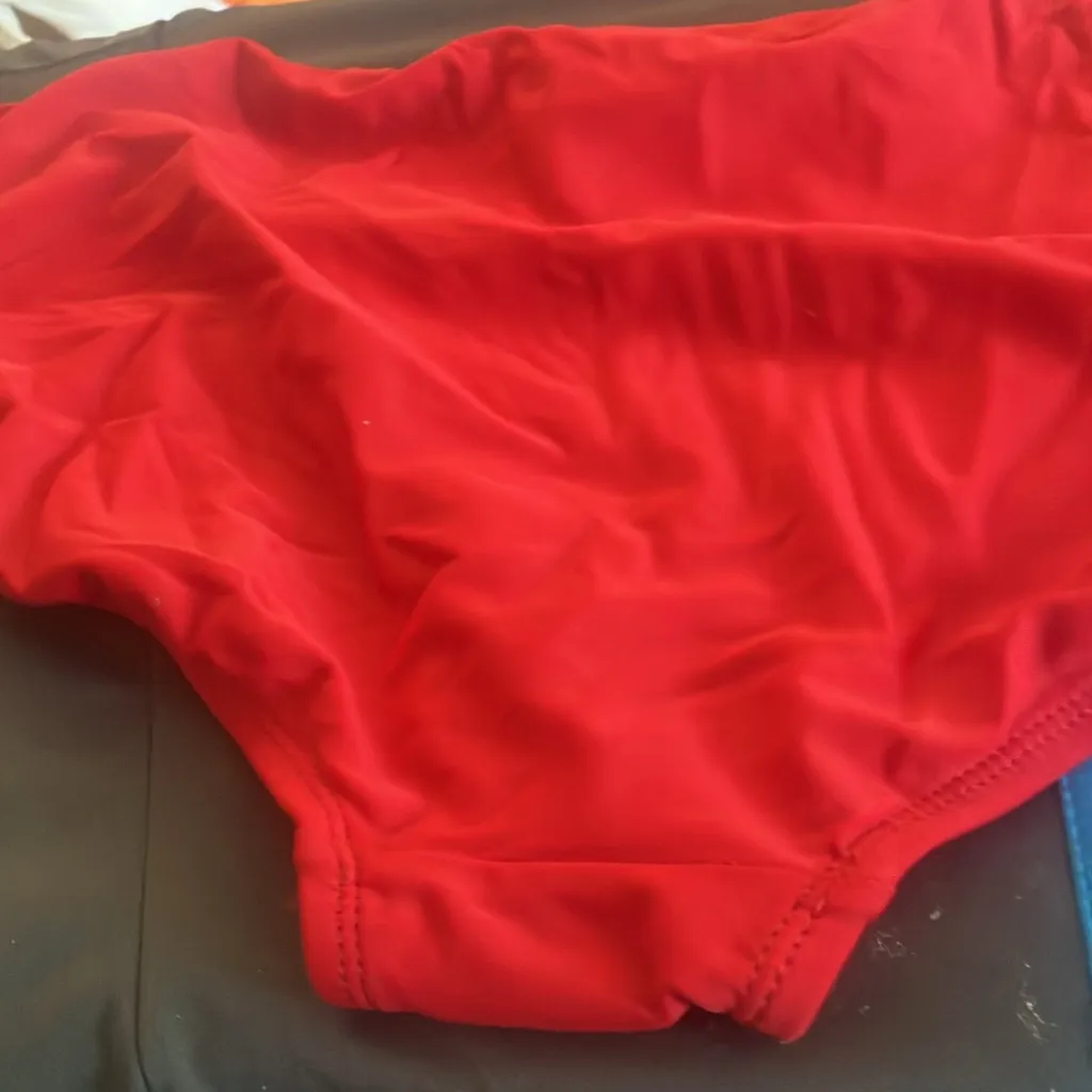 FINAL MARKDOWN Isaac mizrahi Red Bikini Bottom xl NWOT - Image 4