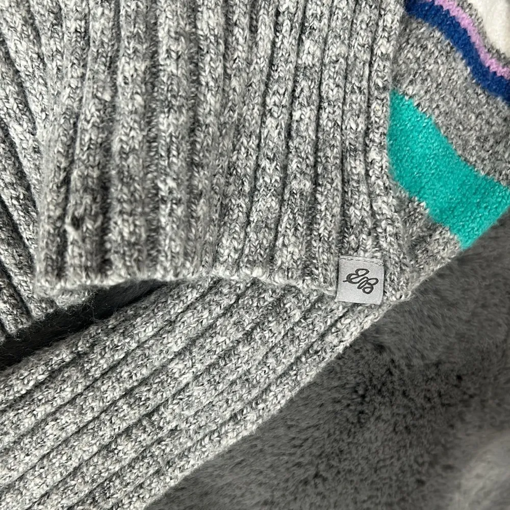 Eddie Bauer • striped mock neck sweater - Image 8