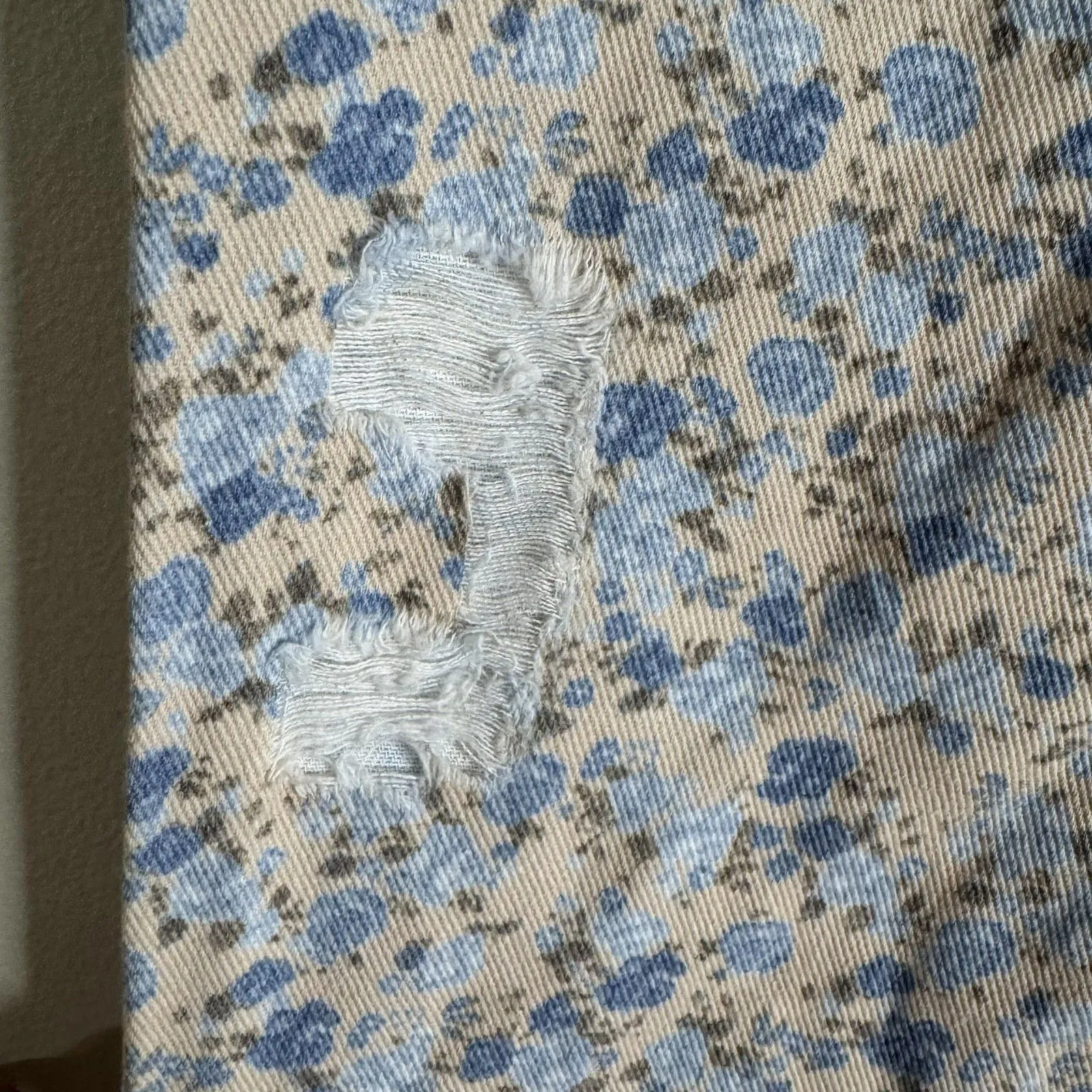 POL everyday edge pants Blue Floral Corduroy Wide Leg Distressed Elastic Waist S - Image 11