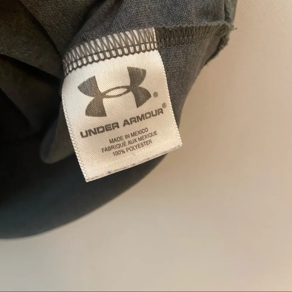 Under Armour Top Womens Medium Gray Athletic HeatGear Performance Running Light - Image 4