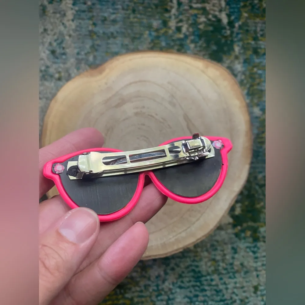 Vintage 80/90s hot pink sunglasses hair barrette - Image 4