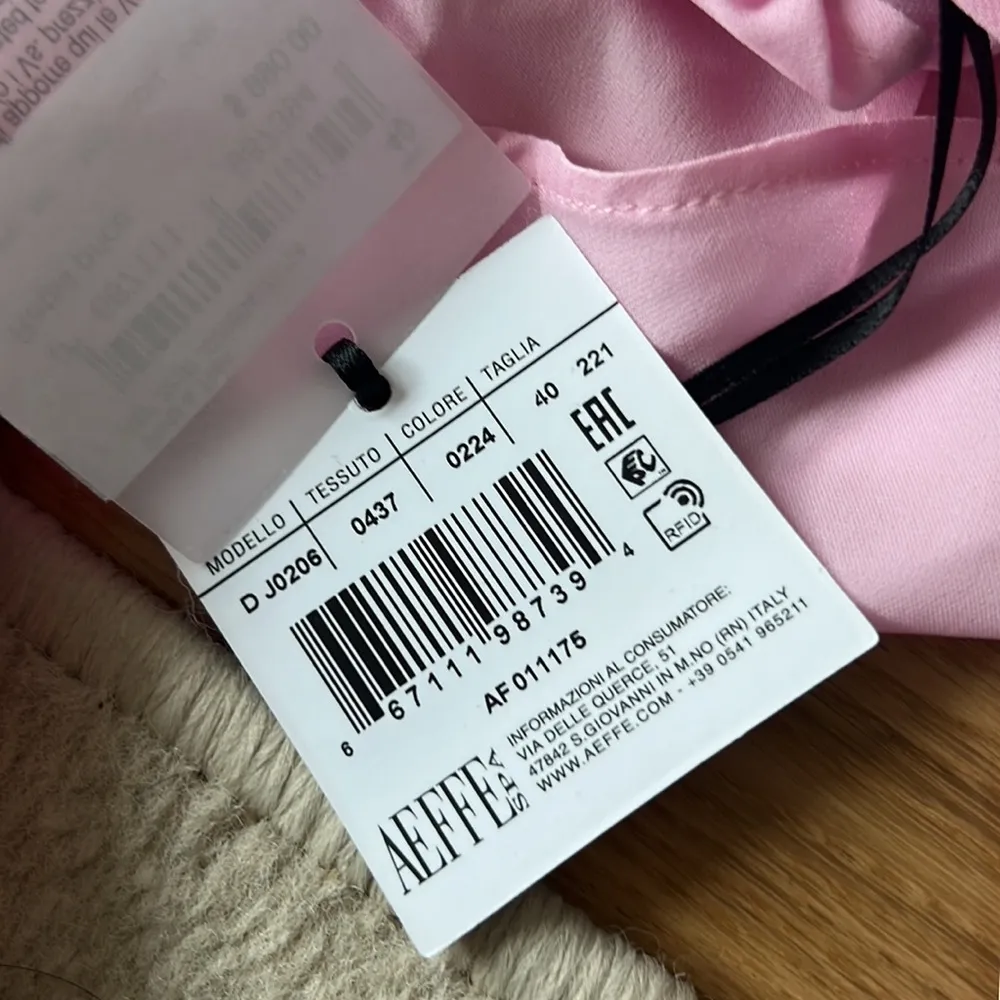 NWT MOSCHINO pink Heart-Shaped Buttons Silk Blouse - Image 6