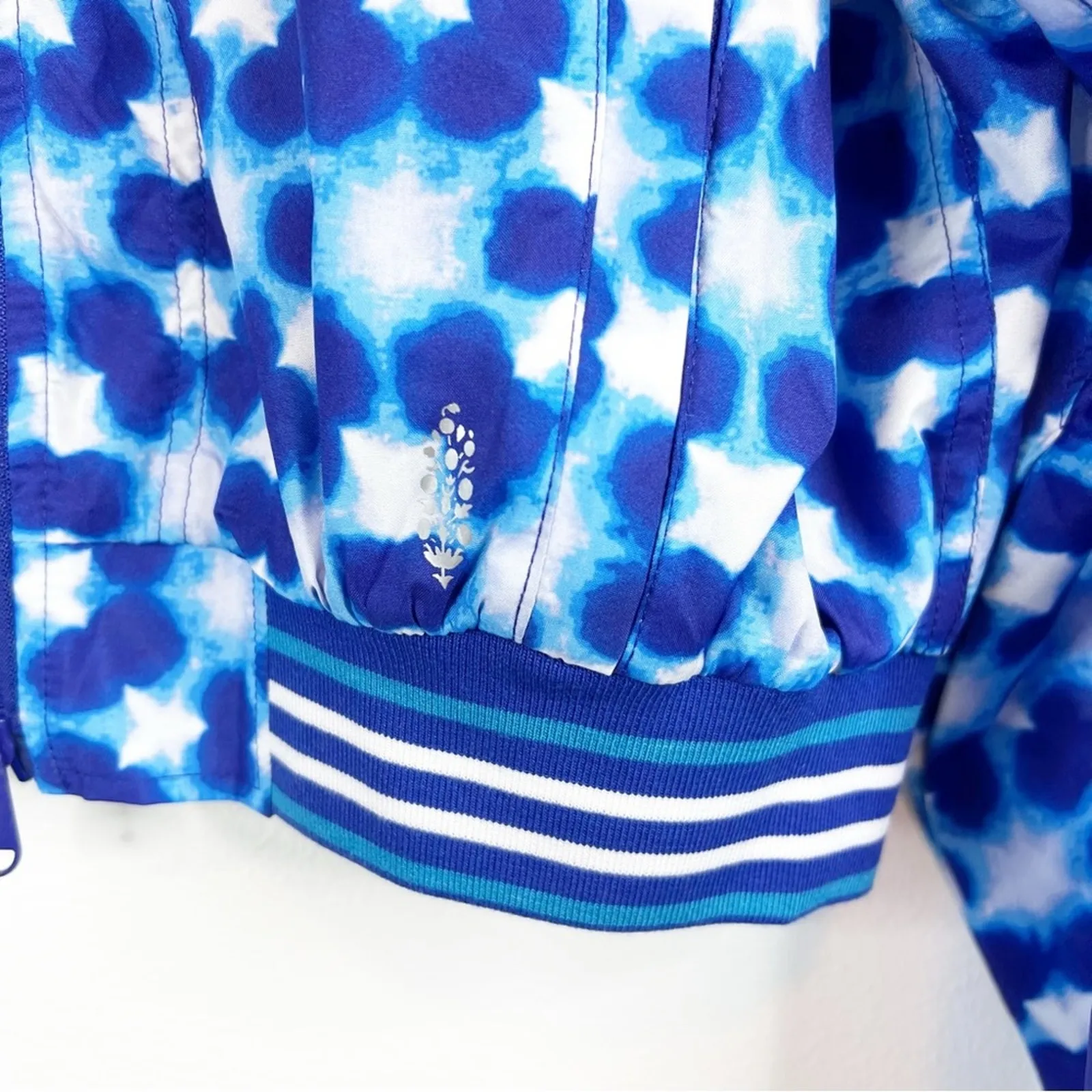 NWT Free People Movement Top‎ Speed Water-Resistant Jacket M Blue - Image 6