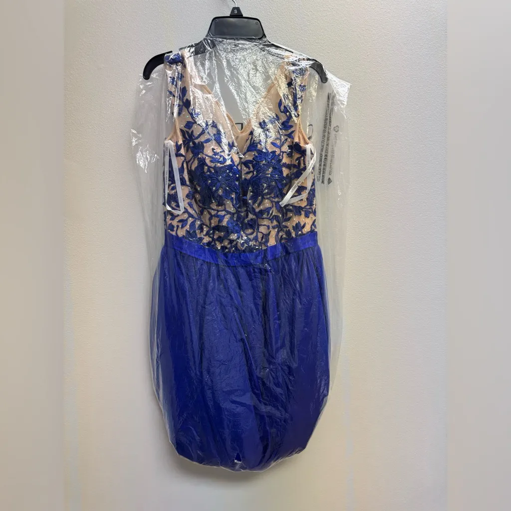 Sherri Hill Royal Blue Lace Prom Dress - Image 3