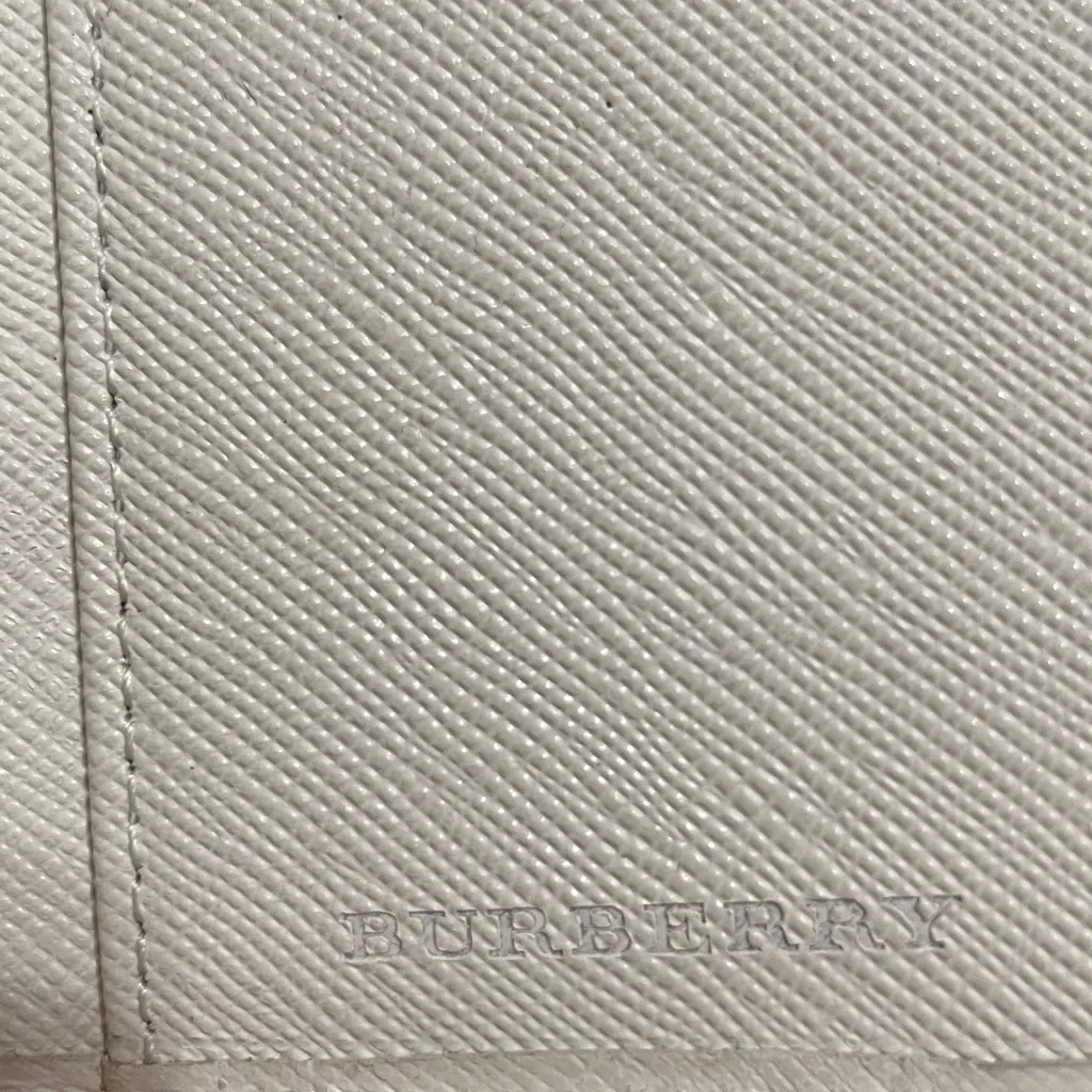 Burberry Kisslock Wallet - Image 10