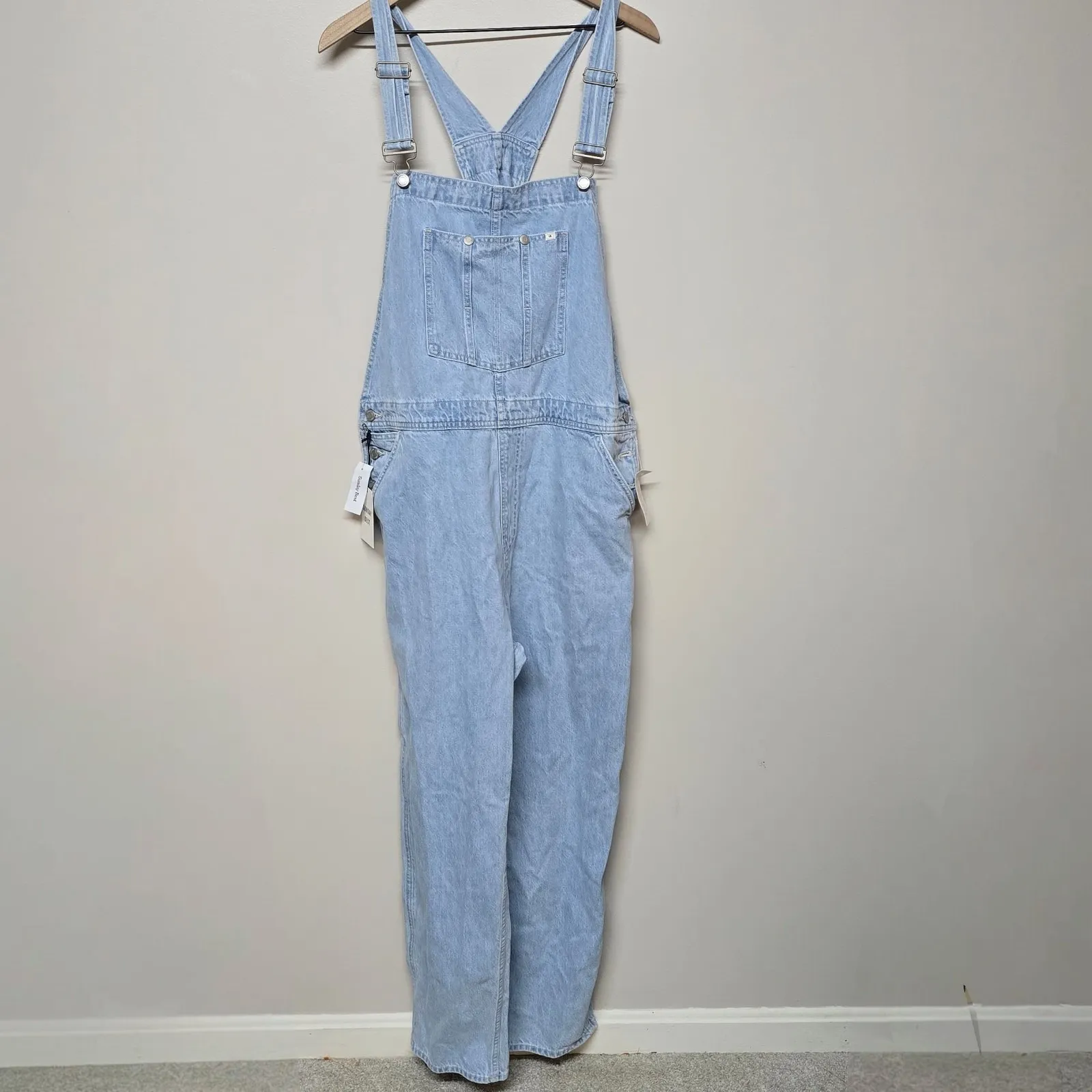 Aritzia Sundays Best Womens Overheard Light Wash Denim Carpenter Overalls NWT XL - Image 4