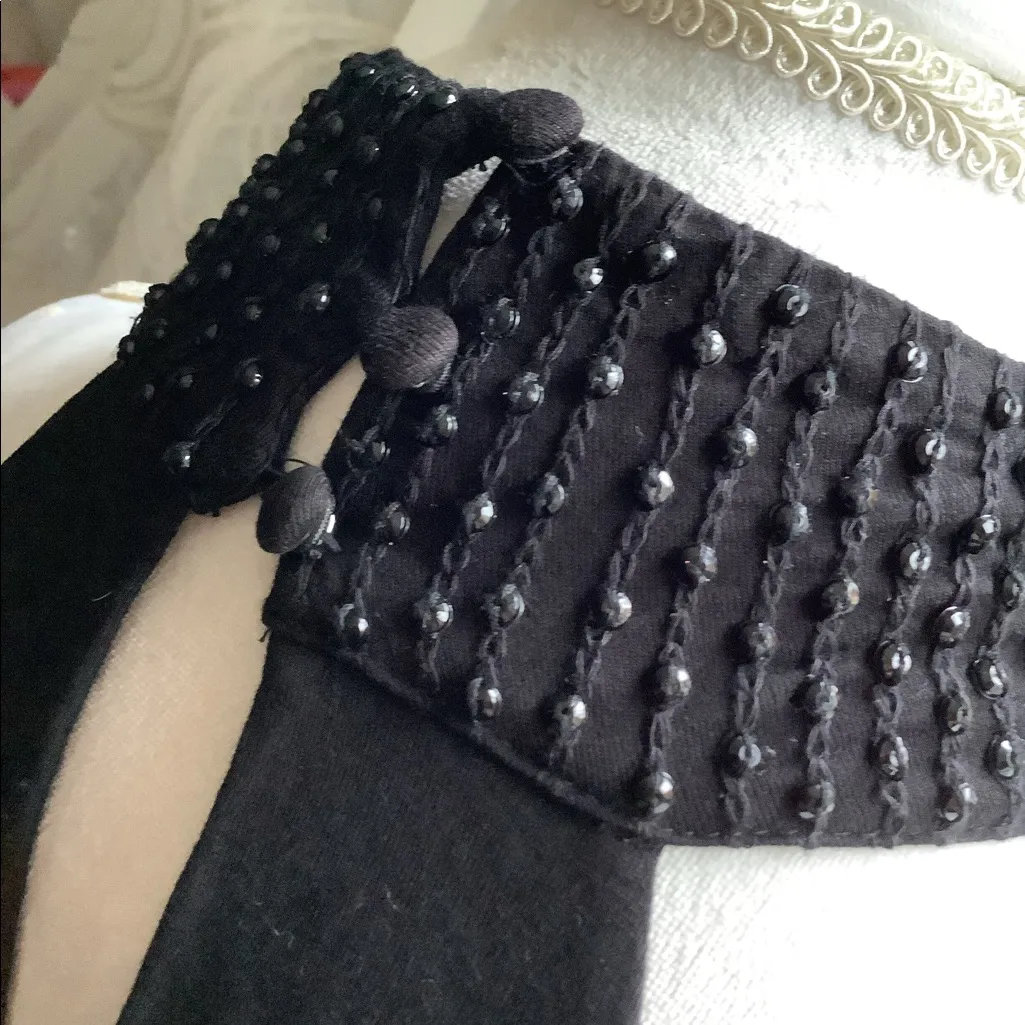 Very dressy embellished top 🔥🔥 Black Size M - Image 4