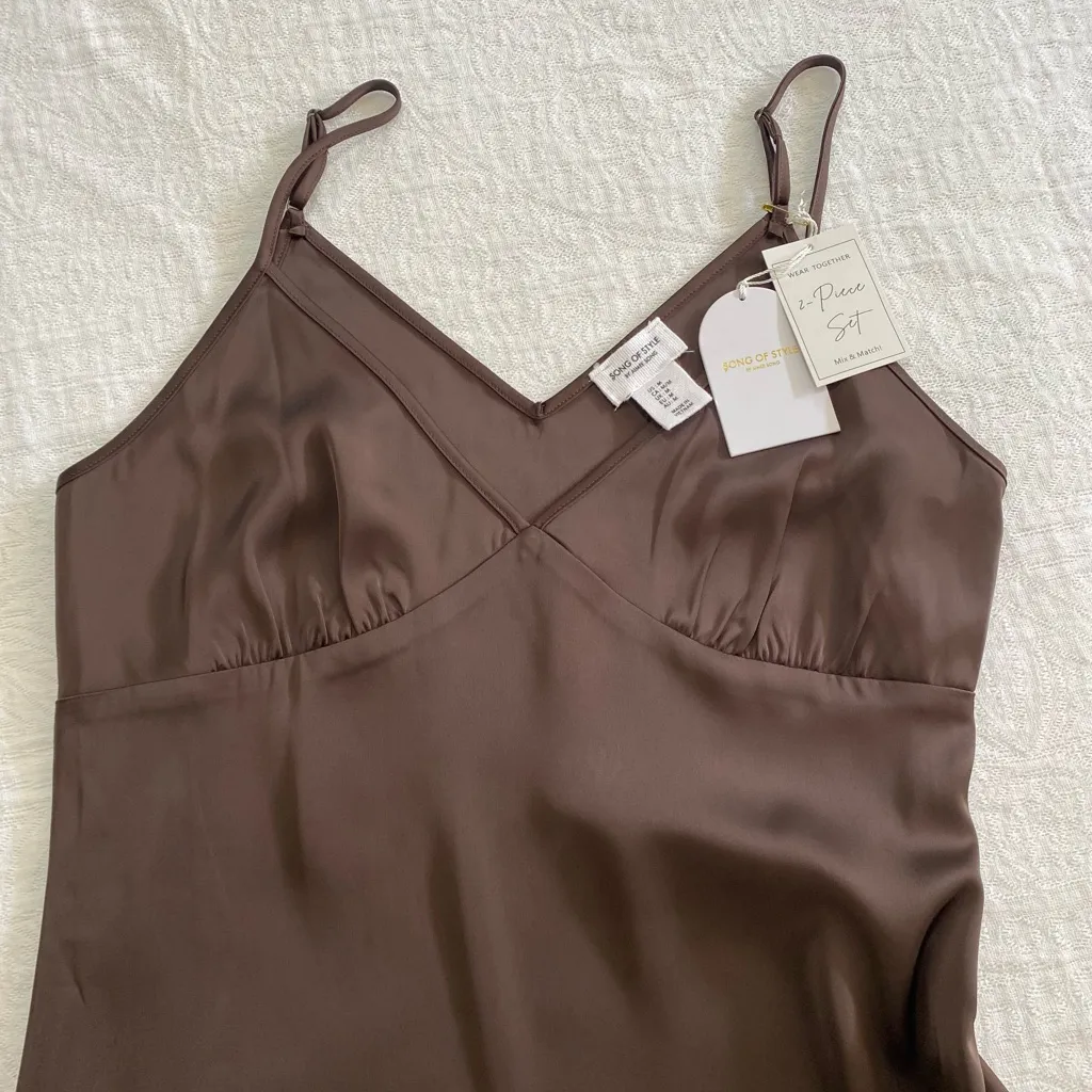 Song of Style Women Sz M Satin - Image 4