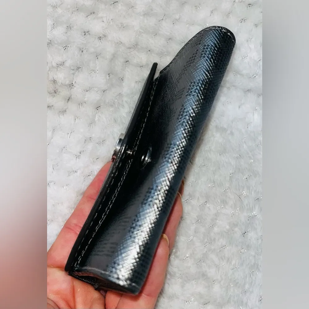 MICHAEL KORS Gunmetal metallic Wallet w Logo Pin - Image 8