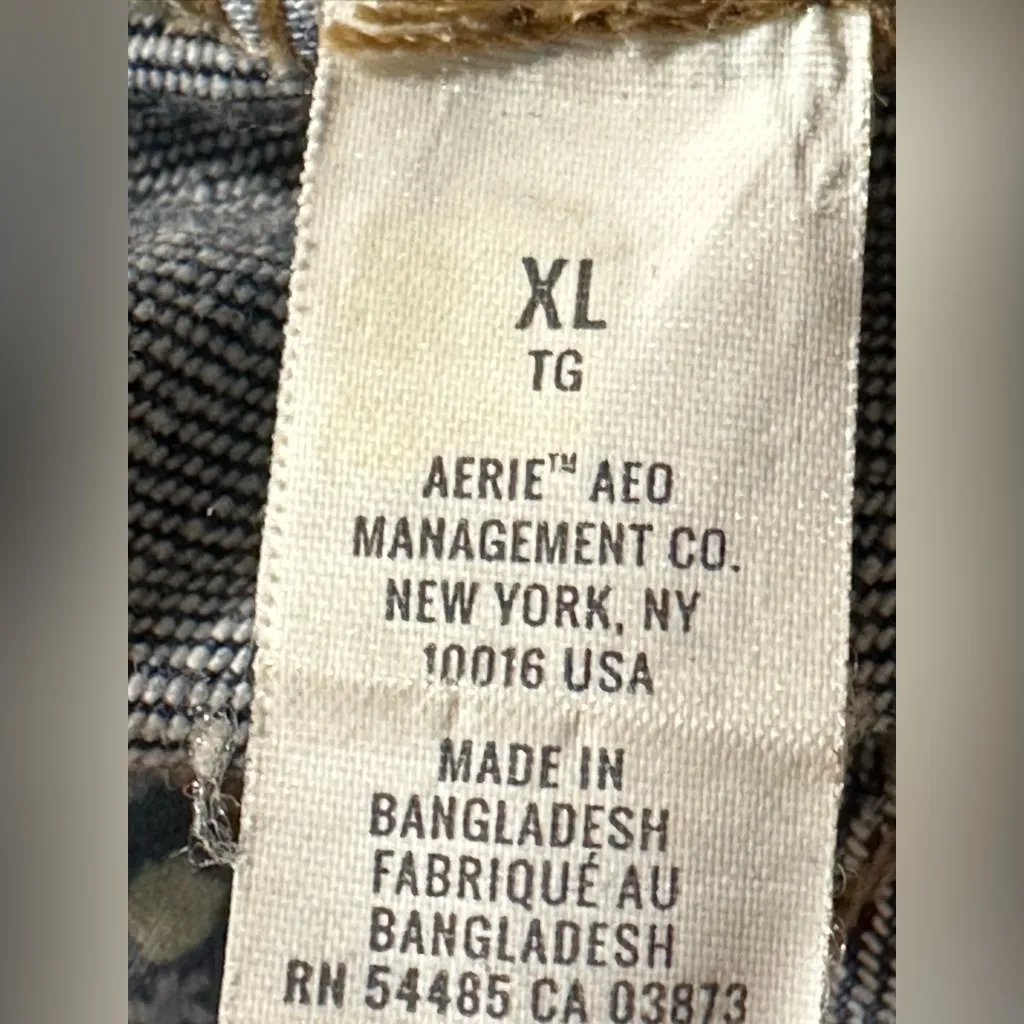 AERIE button front denim mini skirt size XL - Image 7