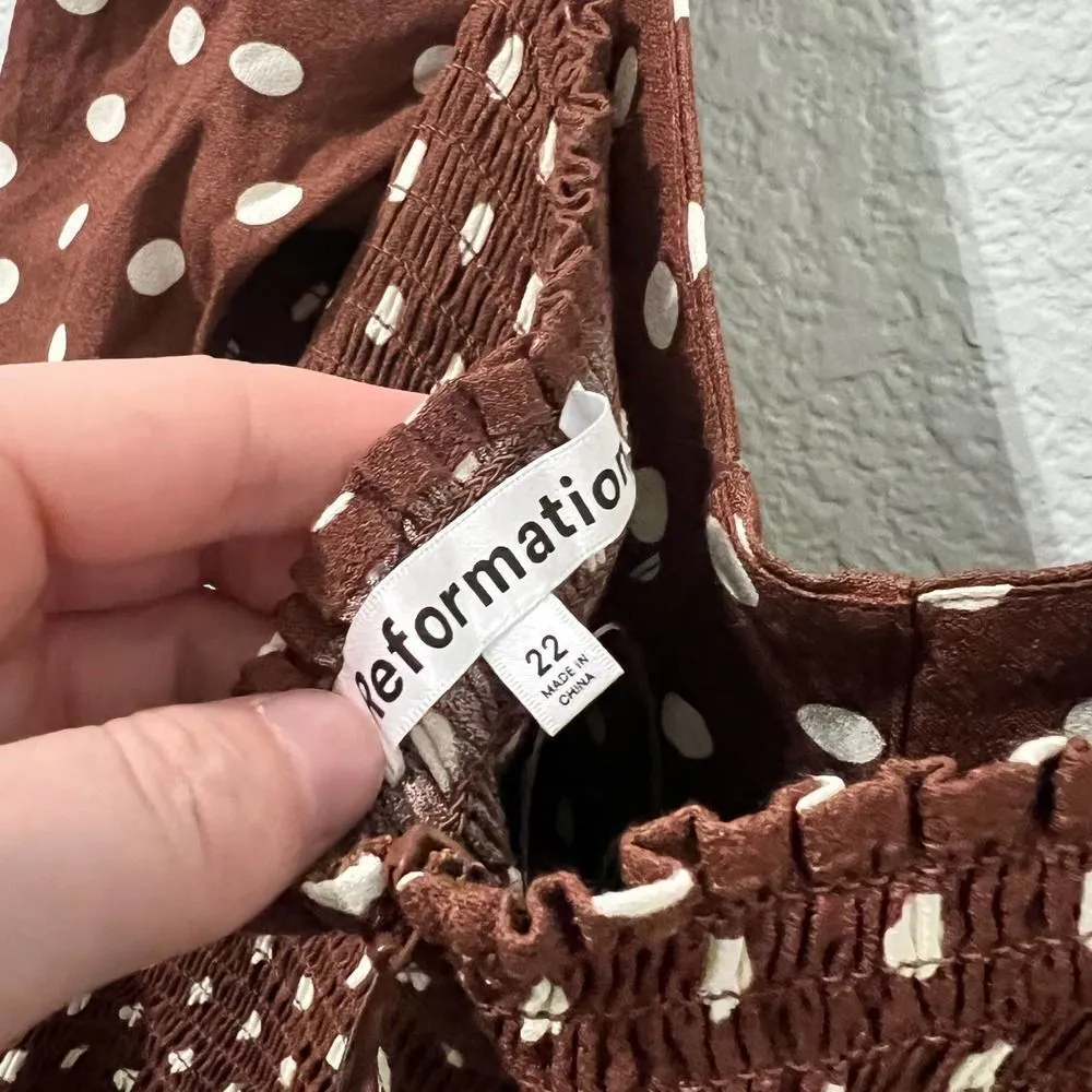 Reformation mochi dress in au lait polkadot, brown white size 22 - Image 7