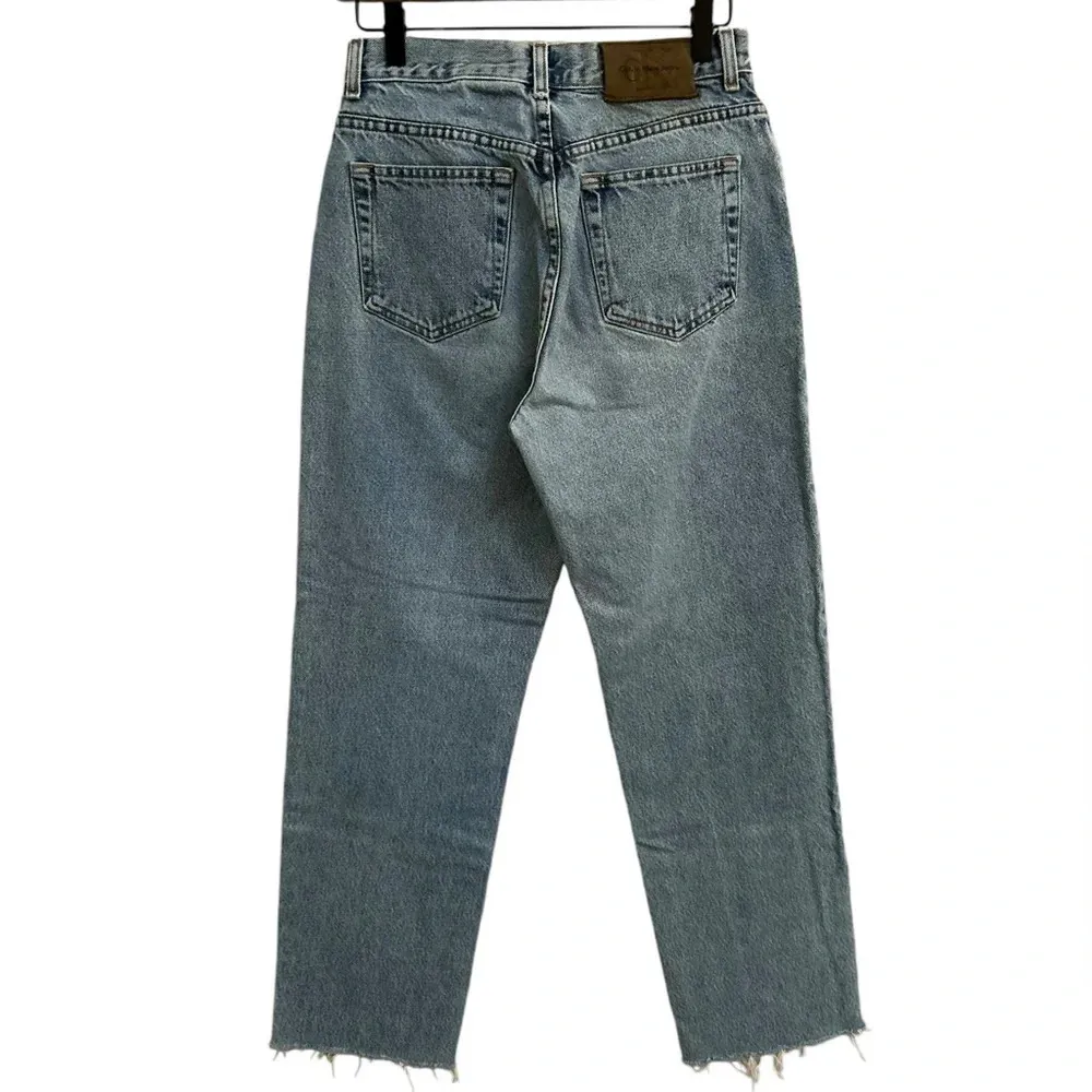 Women’s Vintage Calvin Klein High Rise Light Double Stone Easy‎ Fit Jean. Size 6 - Image 2