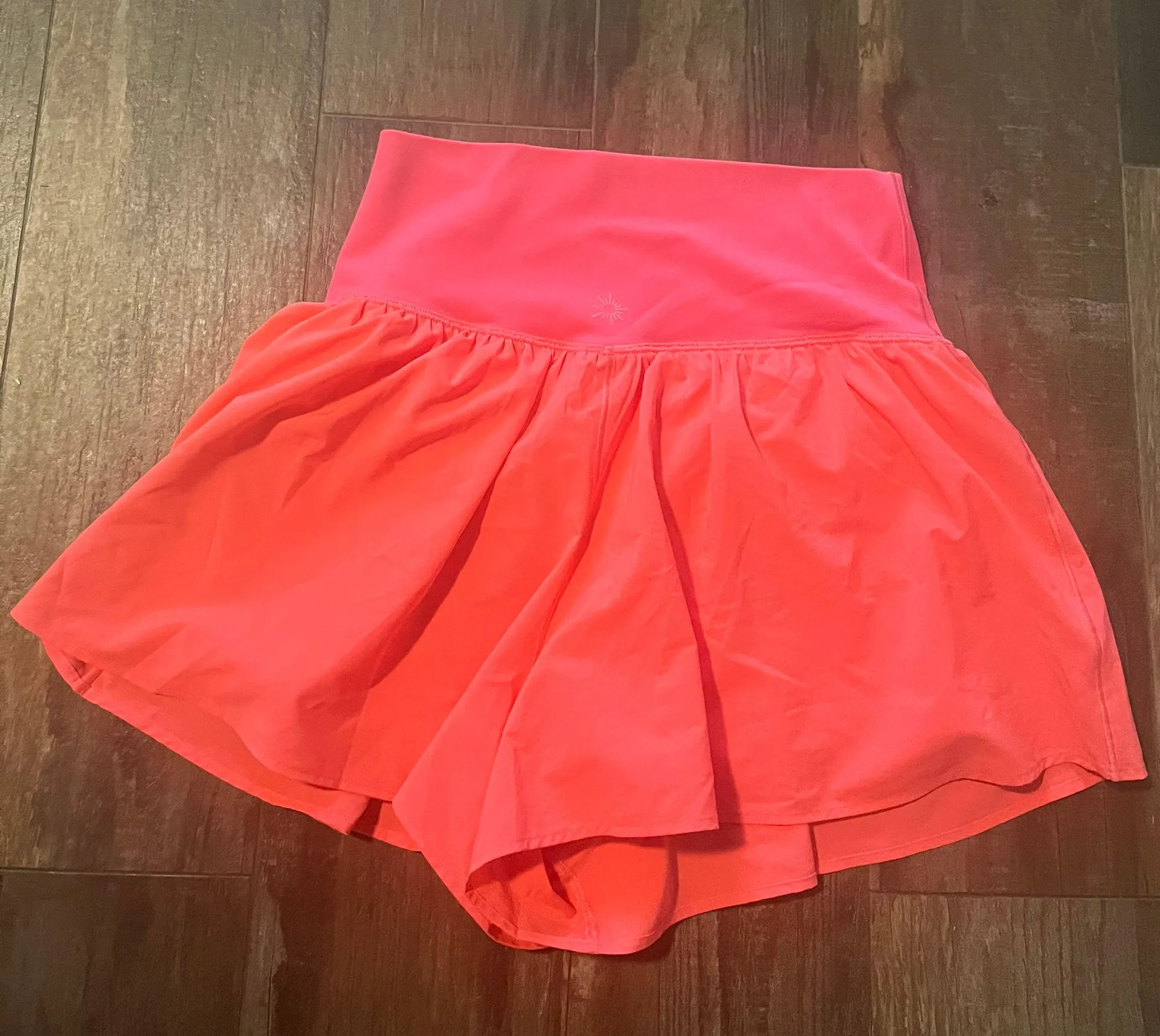 aerie crossover short sz M - Image 4