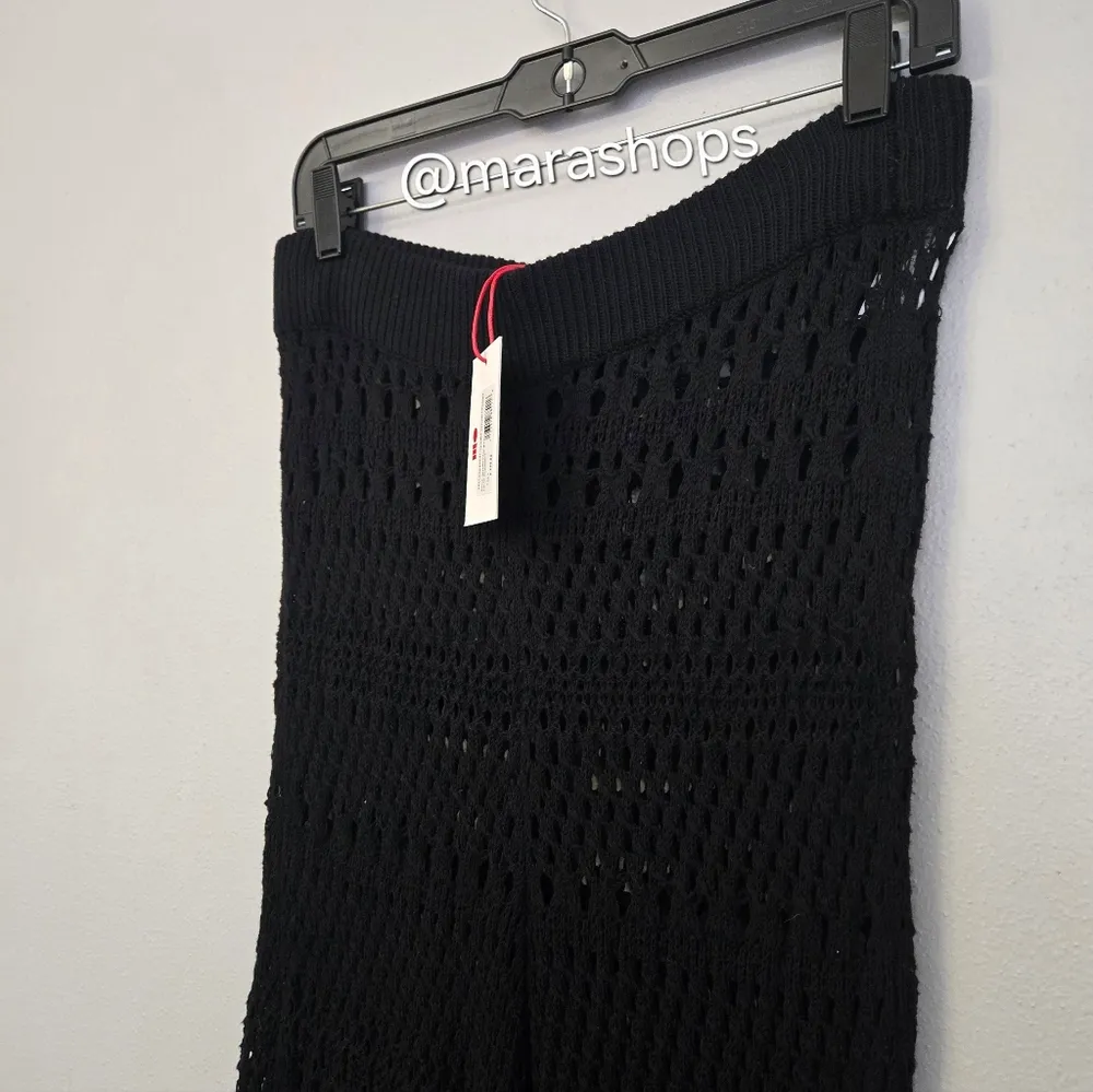 Solid & Striped The Logan Crochet Pant Black - Image 5