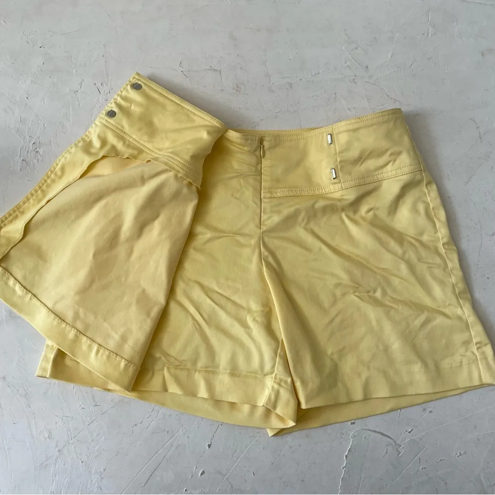 Cache Yellow Y2K Skort Tennis Short Size 6 - Image 5