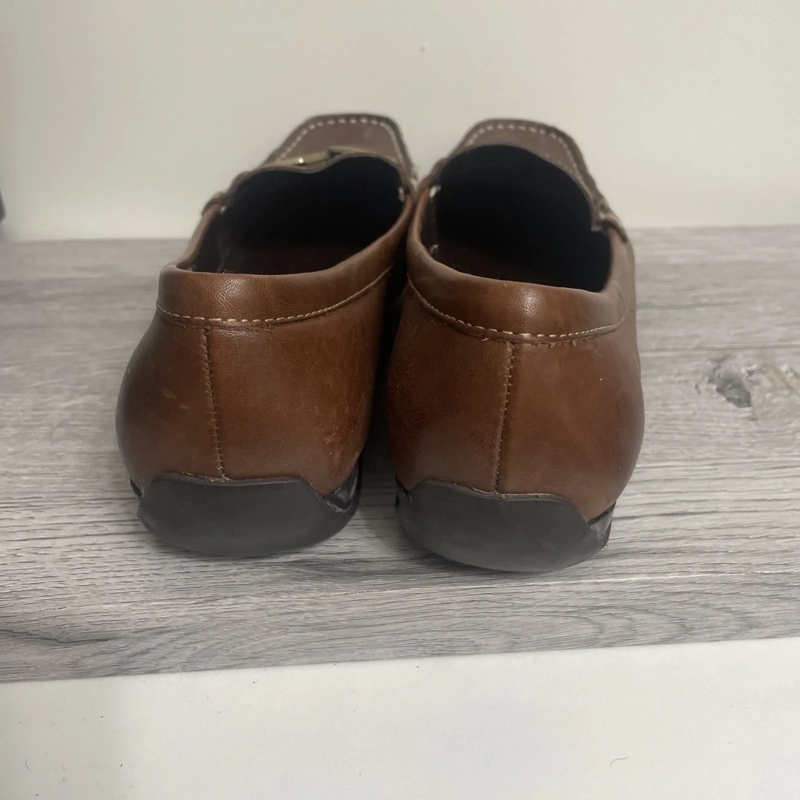 Victoria Spenser Pat‎ 9 Women's leather loafers With Brass Accent Brown - Image 4