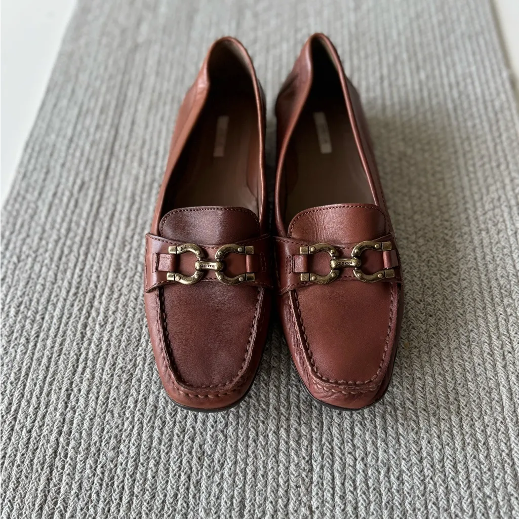 Geox Cognac Brown Geuine Leather Loafers with Brass Horsebit Details Sz 39 8/8.5 - Image 10
