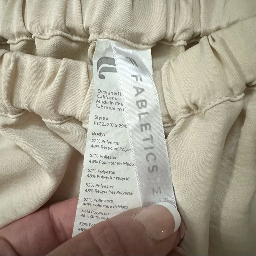 Fabletics EcoSatin Sleep High Rise Pant Cream Ivory Size Medium - Image 3
