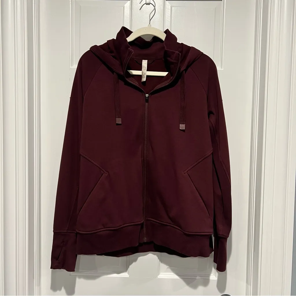Athleta Triumph Hoodie Large Maroon Burgundy Wine Sweatshirt Full Zip Pockets - Image 3