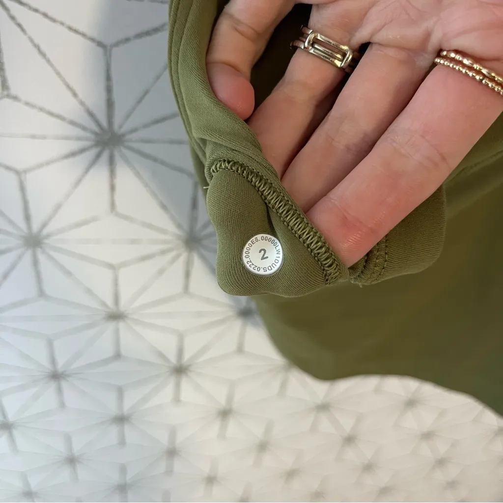 Lululemon Align Tank Green - Image 4