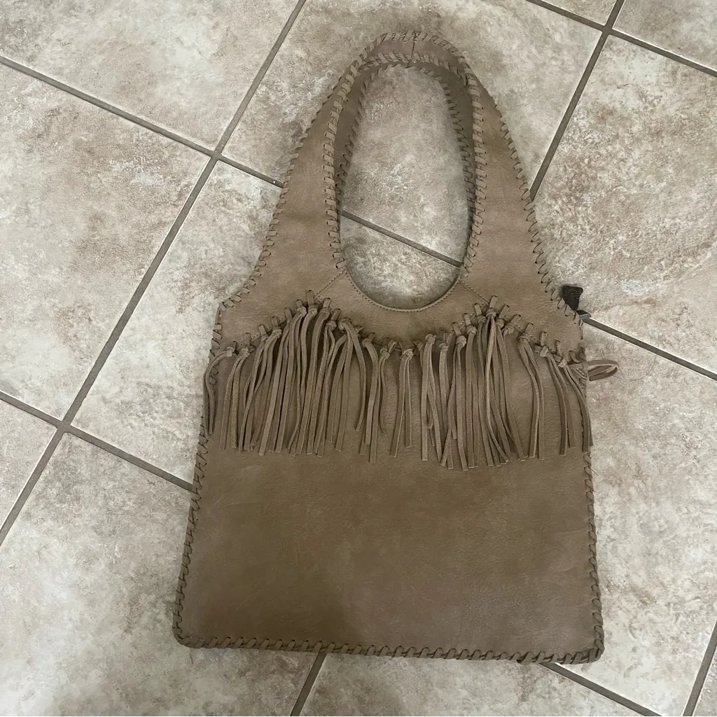 Trinity Ranch fringe‎ Concealed Carry Hobo Bag - Image 10