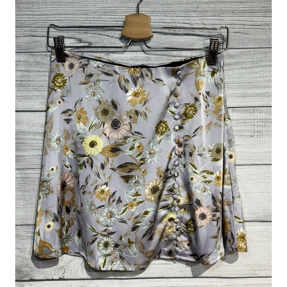 NWTLulu's Blooming Lavander Floral Print Satin Side-button Mini Skirt  M Lilac - Image 3