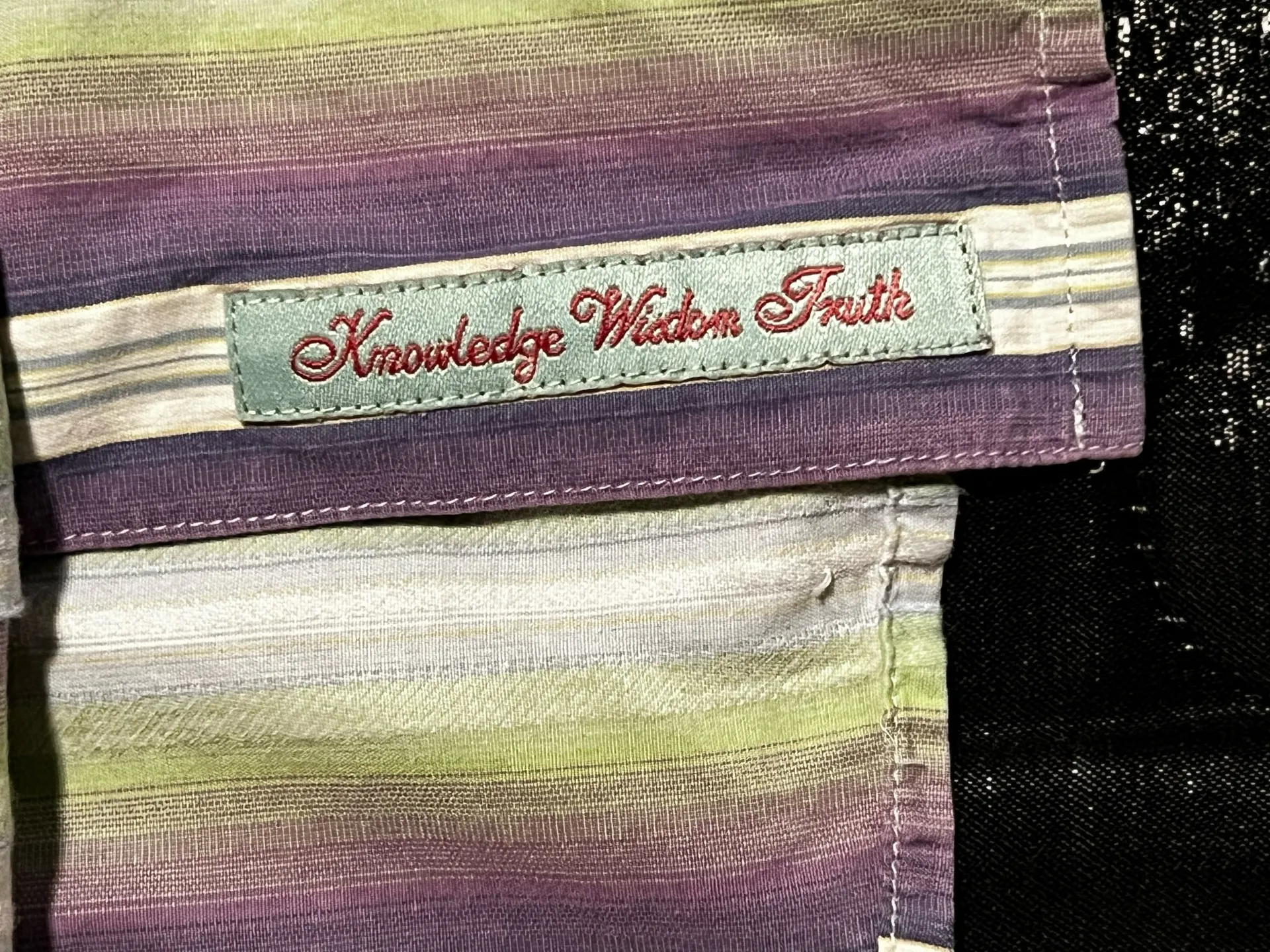 Womens large Robert Graham Long Sleeve Button Up Shirt  - Image 5