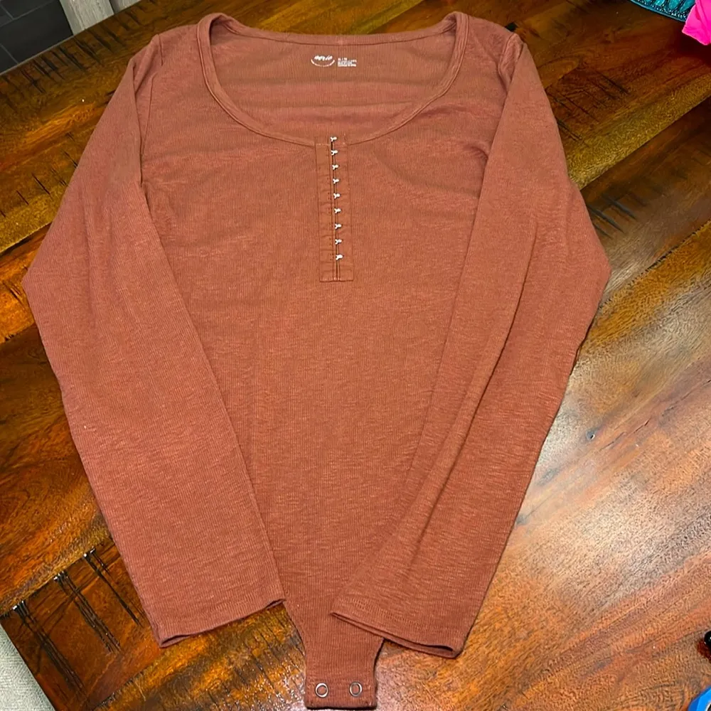 Aerie Burnt Orange Ribbed Long Sleeve Henley Bodysuit Xl - Image 4