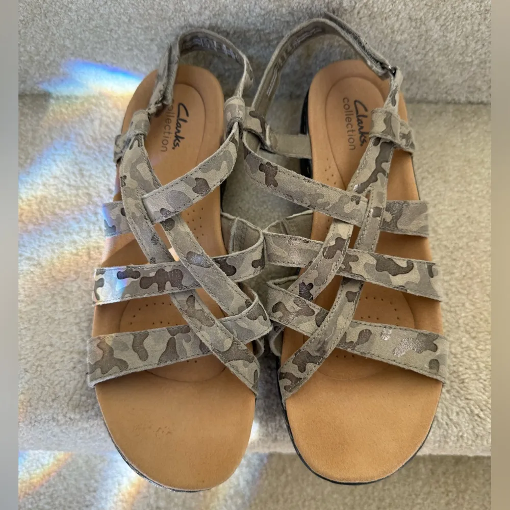 Clarks Merliah Rose Adjustable Back Strap Sandal Camo Green Size 10 Wide - Image 2