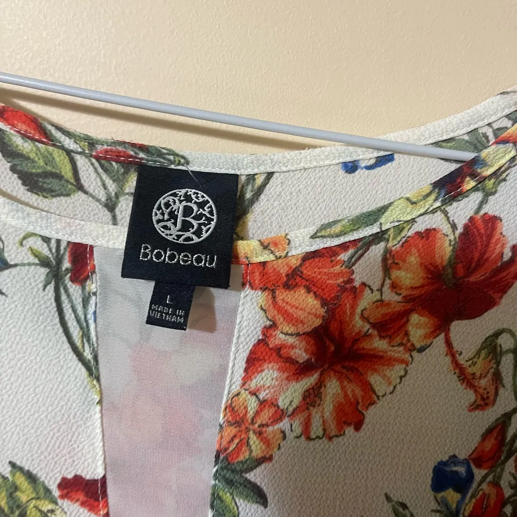 Bobeau White Flutter Sleeve Blouse with Peplum - Image 3