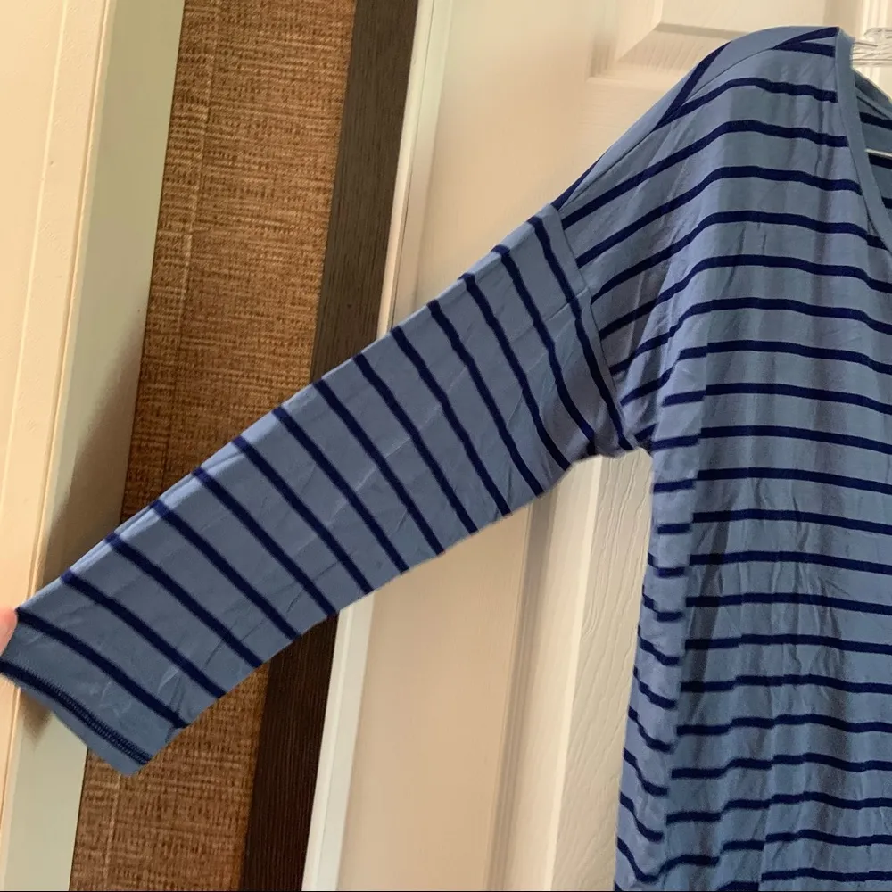 Joe Fresh  Blue Striped 3/4 Sleeve Blouse size M - Image 4