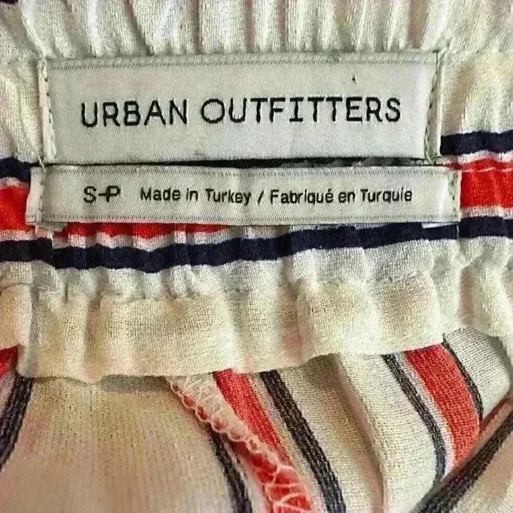 Urban Outfitters Raven striped Plunging Halter Style cropped Jumpsuit sz‎ S - Image 10