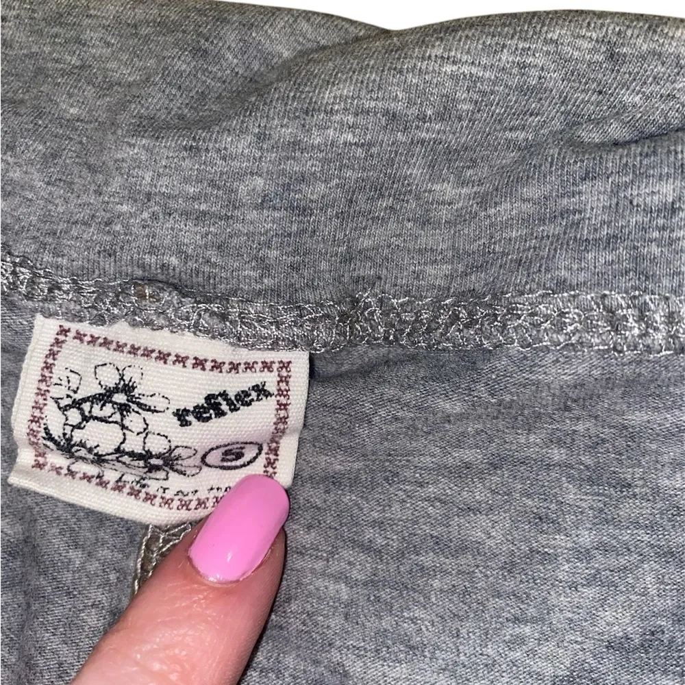 y2k gray fold over gray leggings - Image 2